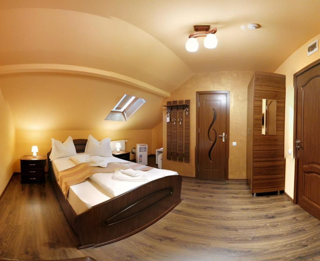 Гостевой дом Pensiunea Muresul 3* Тыргу-Муреш-16